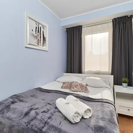 Family Szewska Market Square By Renters Διαμέρισμα *